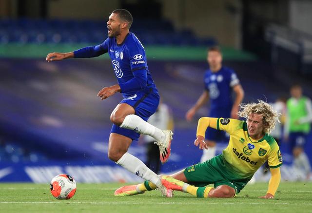 继续表现出 继续表现出